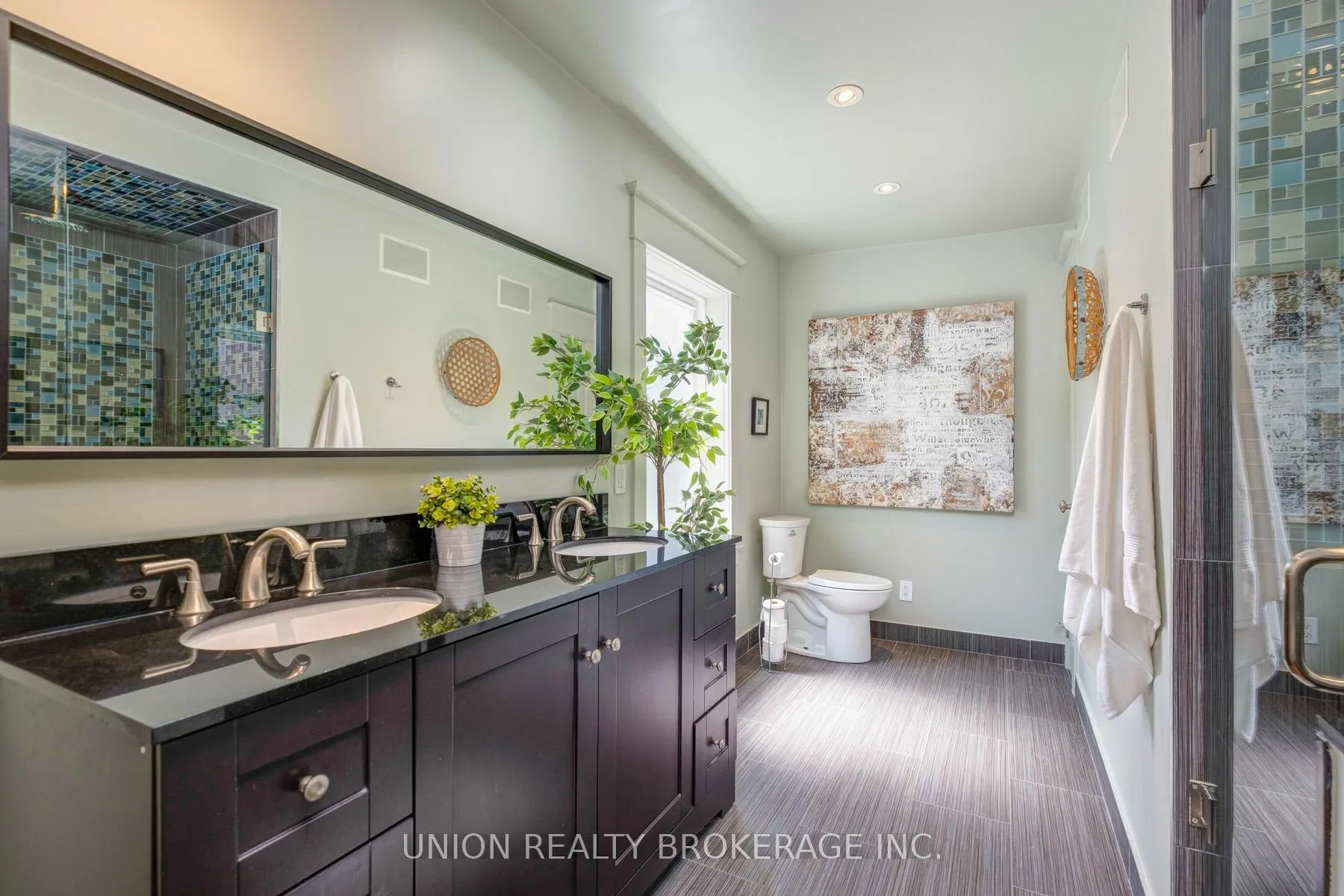 Photo 26 of 10 Bertmount Avenue, Toronto, South Riverdale — HOMEH