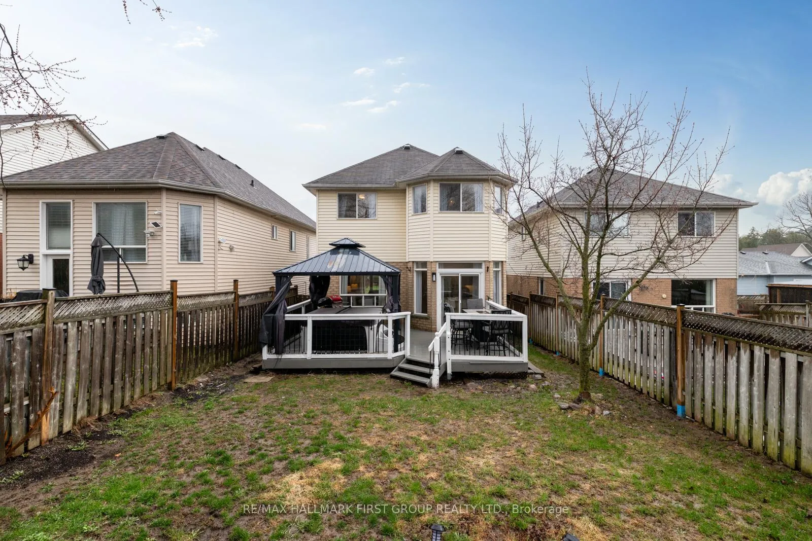 Photo 19 of 1143 Timberland Crescent, Oshawa, Pinecrest — HOMEH