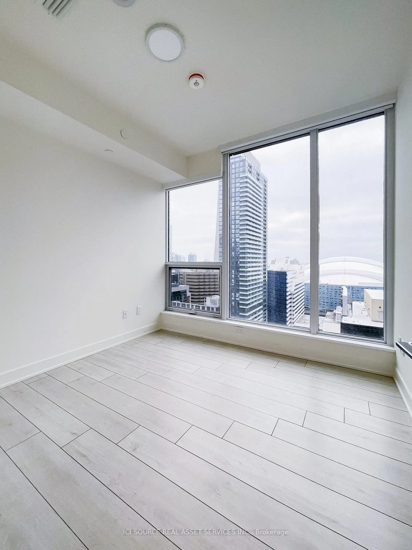 Photo 13 of Unit 2116, 35 Mercer Street, Toronto, Waterfront Communities — HOMEH