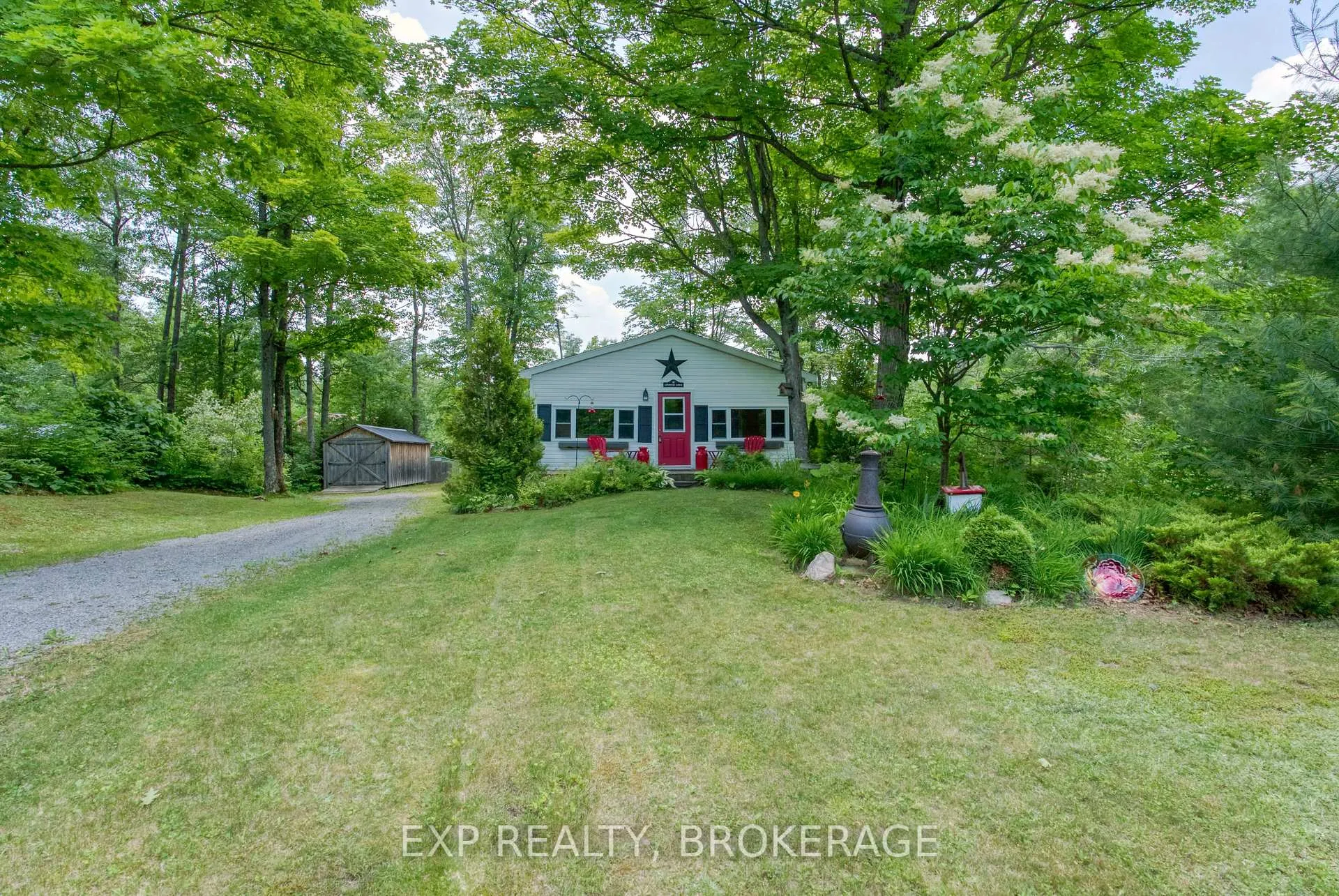 Photo 3 of 1036 Lakeshore Road, Frontenac, Frontenac Centre — HOMEH