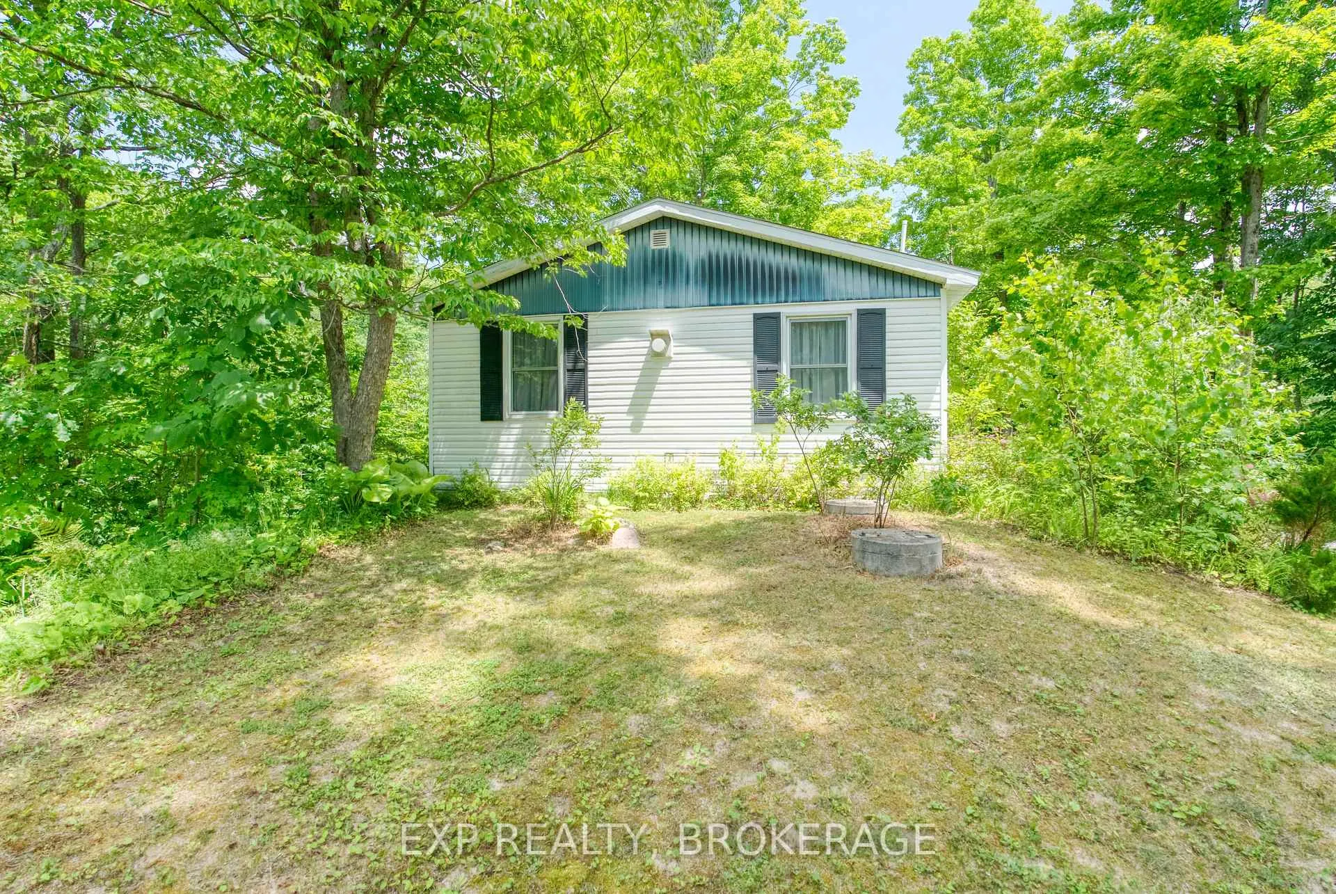 Photo 10 of 1036 Lakeshore Road, Frontenac, Frontenac Centre — HOMEH