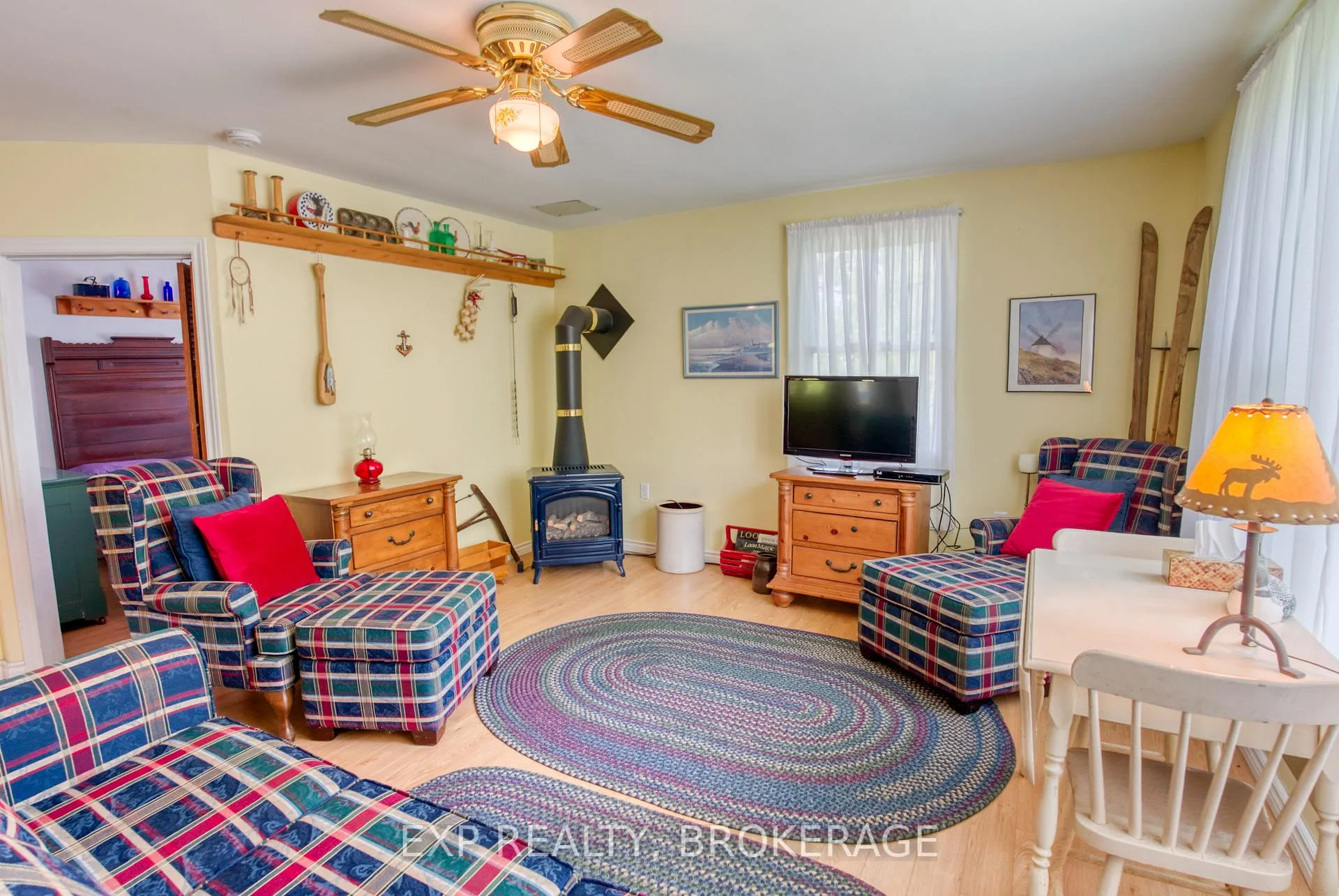 Photo 14 of 1036 Lakeshore Road, Frontenac, Frontenac Centre — HOMEH