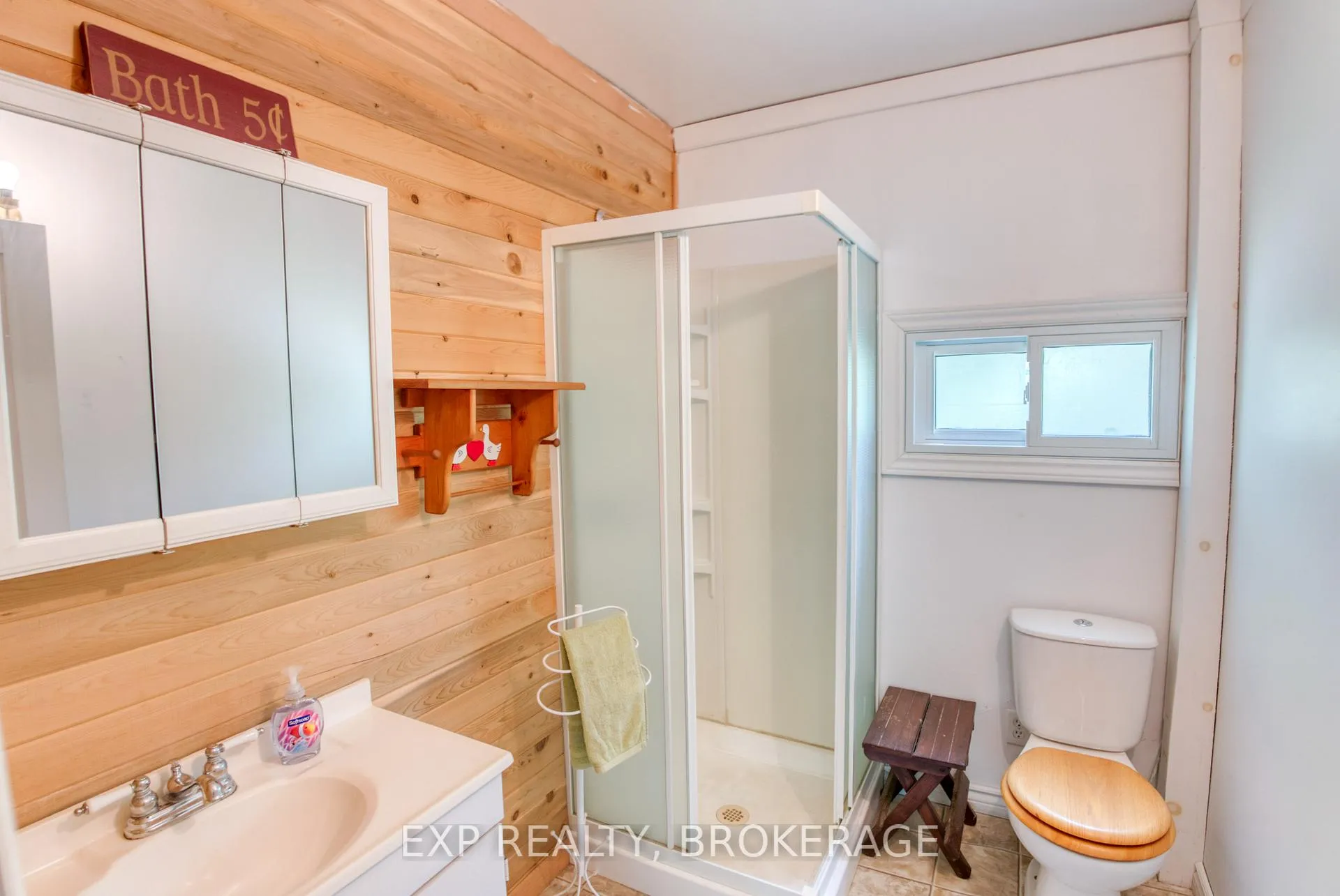 Photo 20 of 1036 Lakeshore Road, Frontenac, Frontenac Centre — HOMEH