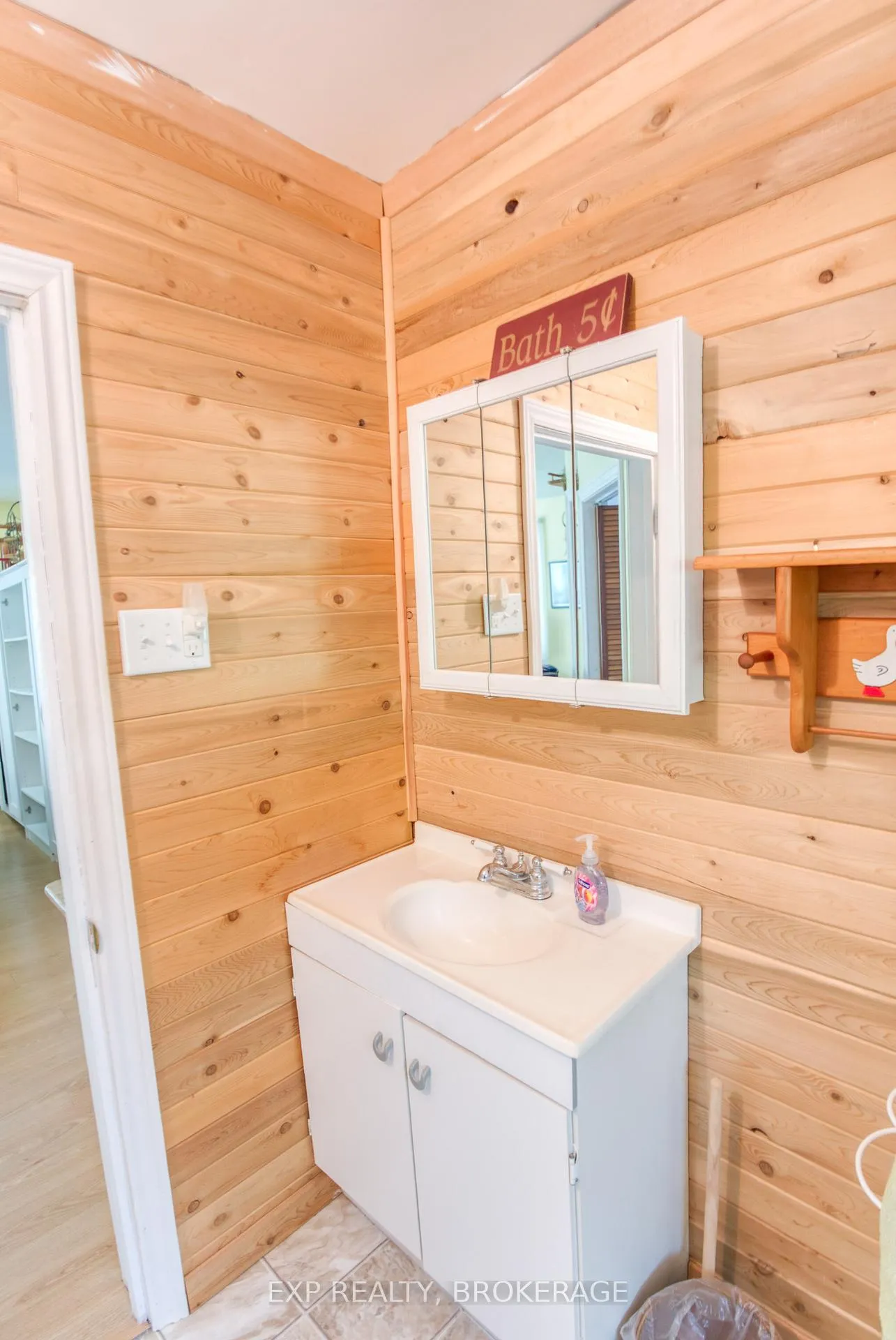 Photo 23 of 1036 Lakeshore Road, Frontenac, Frontenac Centre — HOMEH