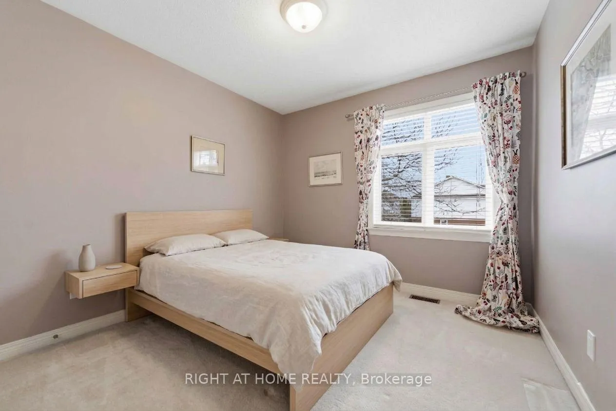 Photo 27 of 220 Windhurst Drive, Ottawa, Barrhaven East — HOMEH
