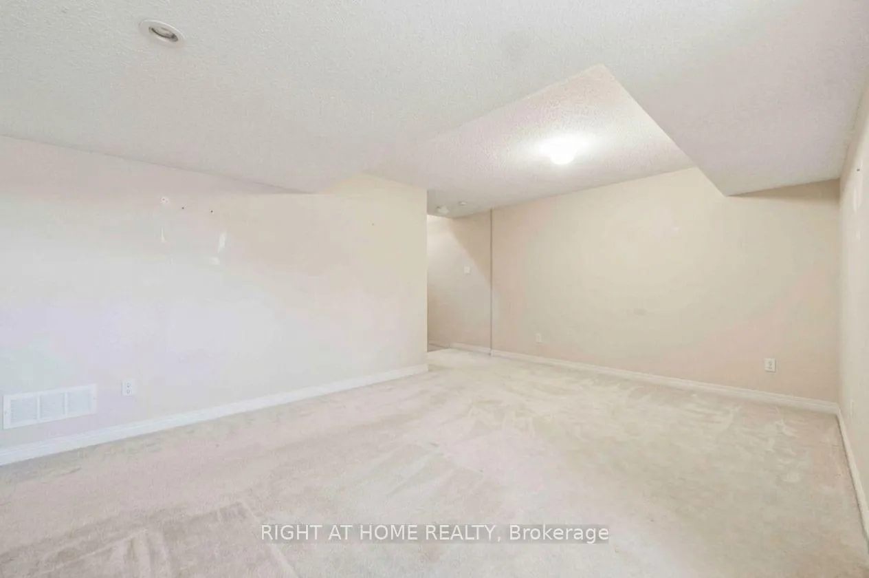 Photo 31 of 220 Windhurst Drive, Ottawa, Barrhaven East — HOMEH