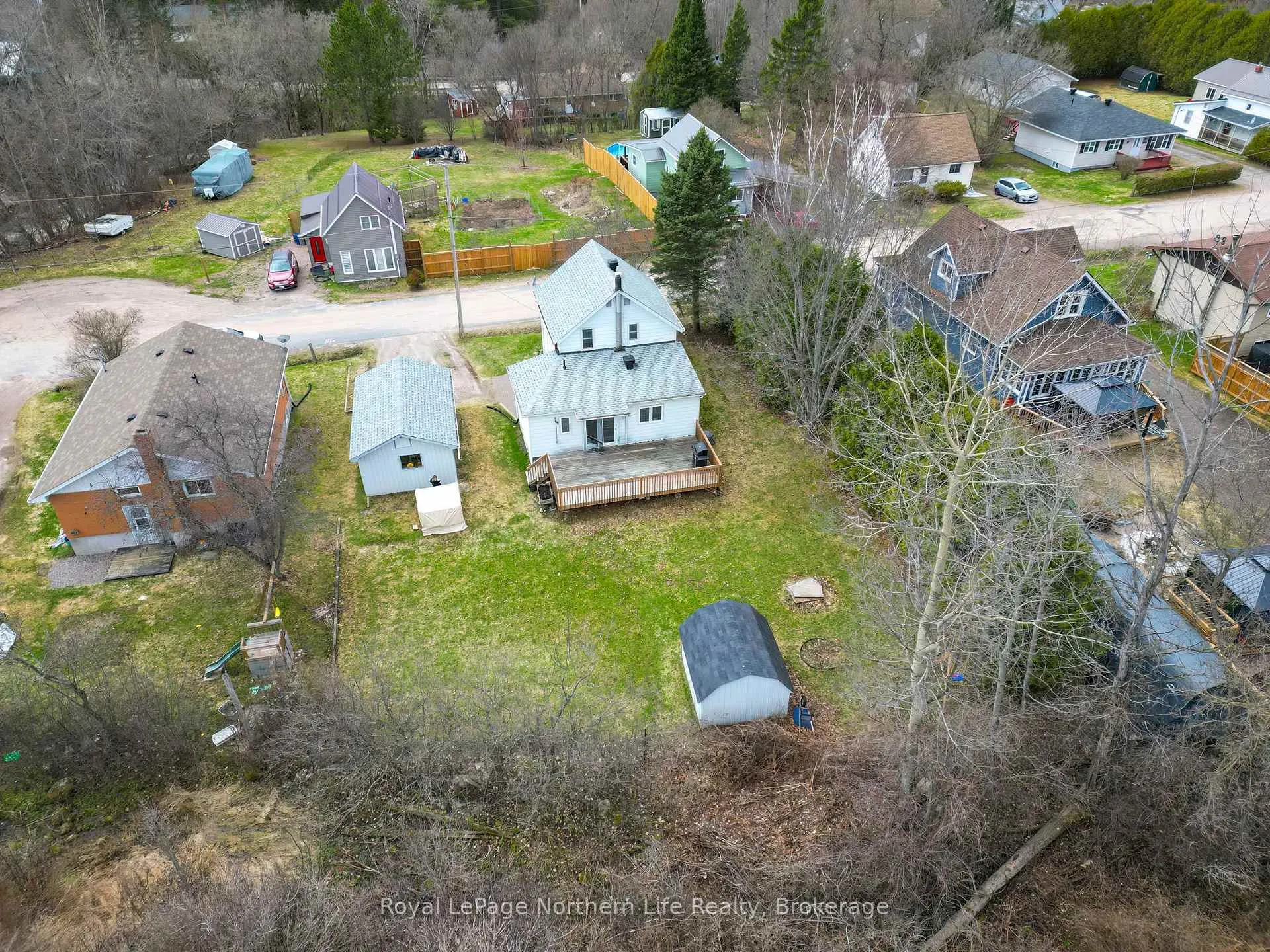Photo 32 of 306 Spetz Avenue, Powassan — HOMEH