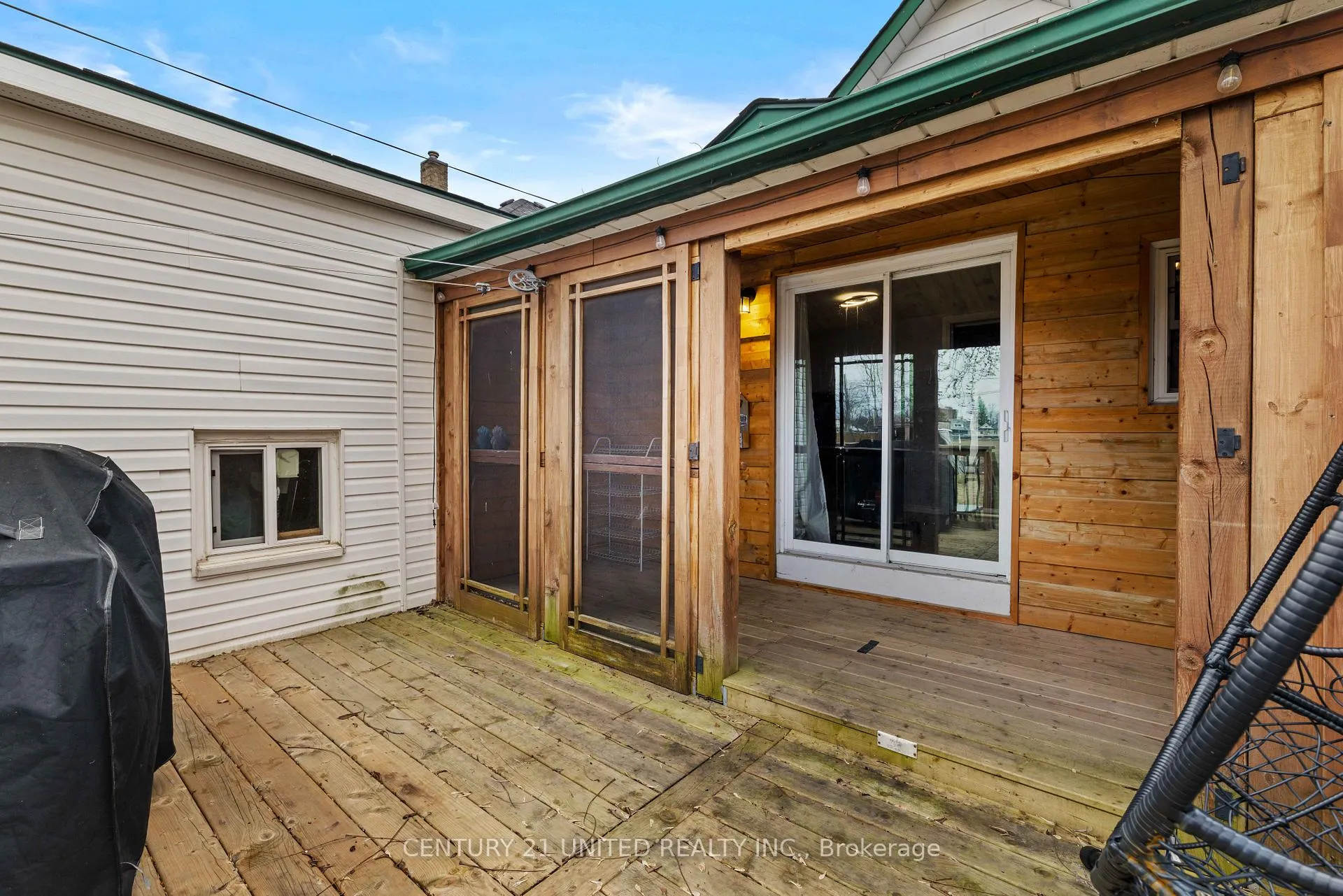 Photo 30 of 296 Mcgill Street, Peterborough, Otonabee Ward 1 — HOMEH