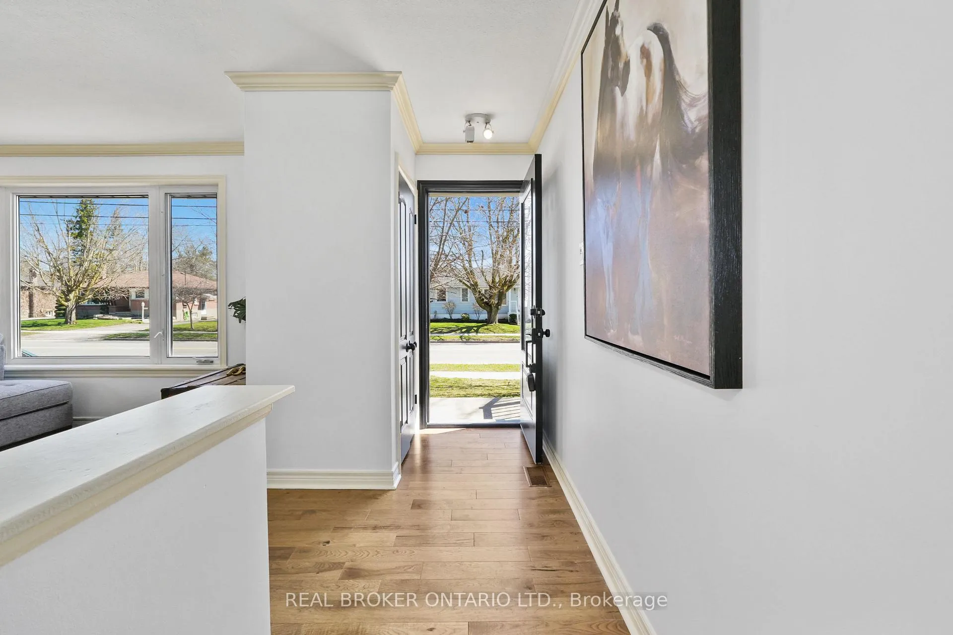Photo 4 of 121 Goodfellow Road E, Peterborough, Otonabee Ward 1 — HOMEH