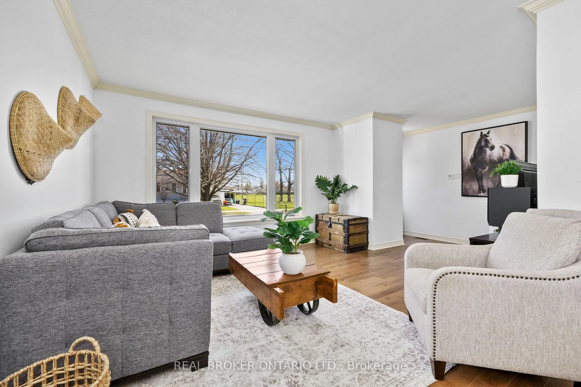 Photo 9 of 121 Goodfellow Road E, Peterborough, Otonabee Ward 1 — HOMEH