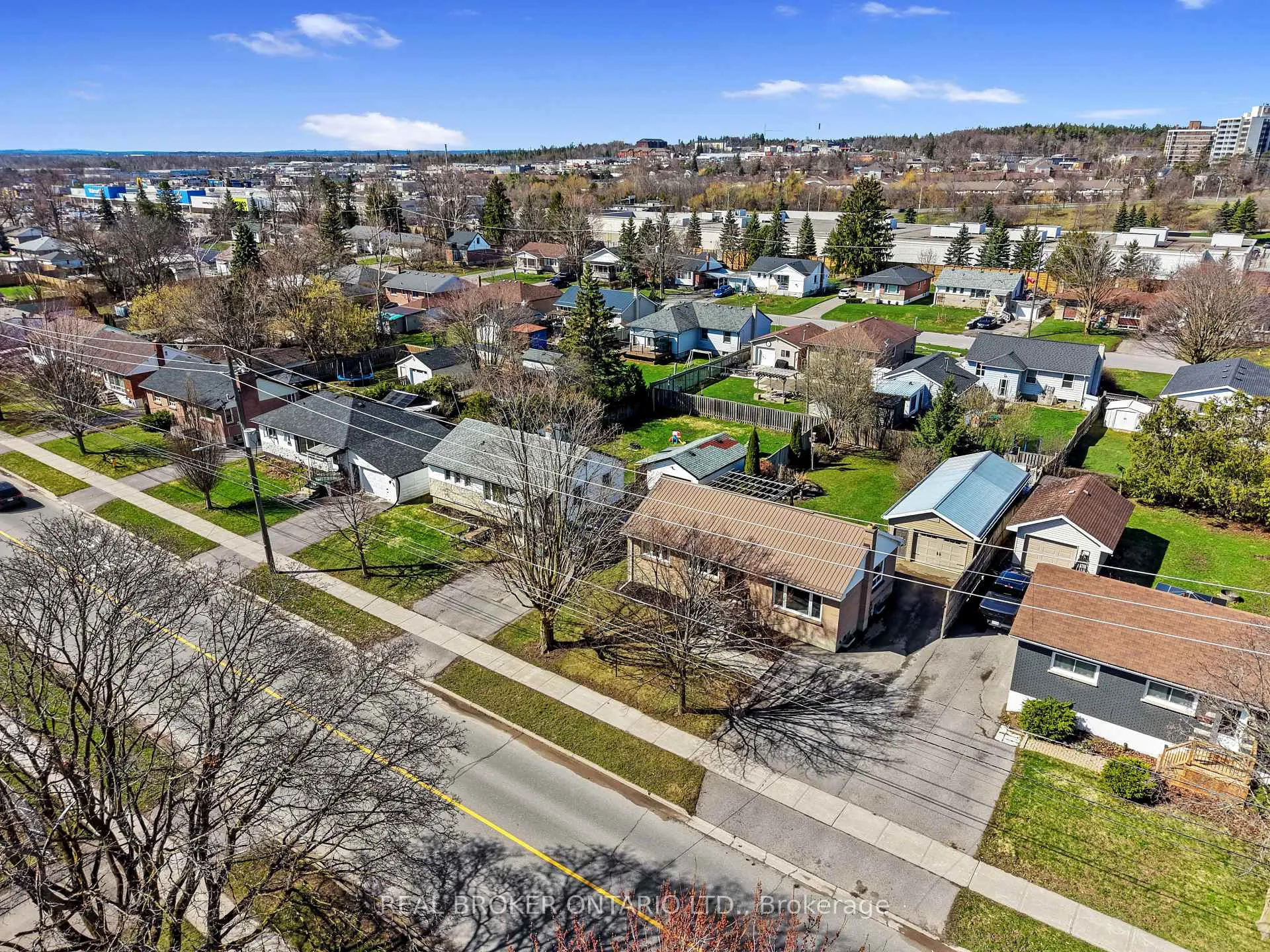 Photo 28 of 121 Goodfellow Road E, Peterborough, Otonabee Ward 1 — HOMEH
