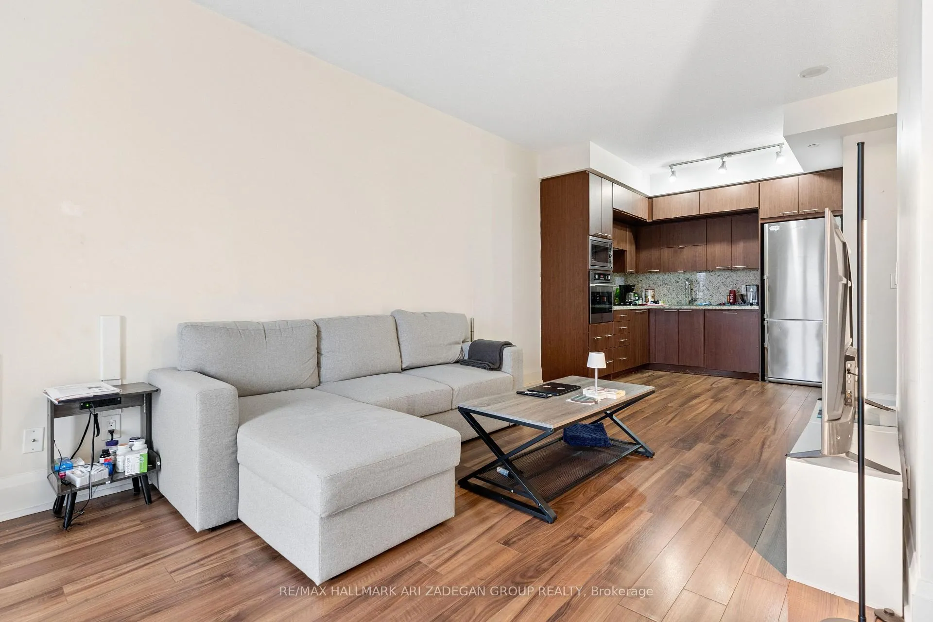 Photo 11 of Unit 907, 120 Harrison Garden Boulevard, North York, Willowdale East — HOMEH