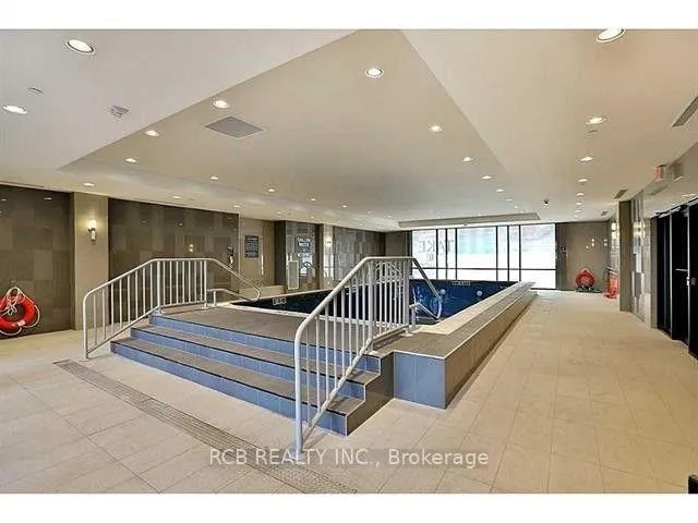 Photo 4 of Unit 302, 150 Main Street W, Hamilton, Central — HOMEH