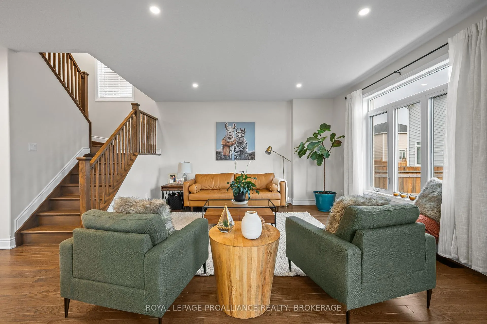 Photo 11 of 1567 Albany Drive, Kingston, City Northwest — HOMEH