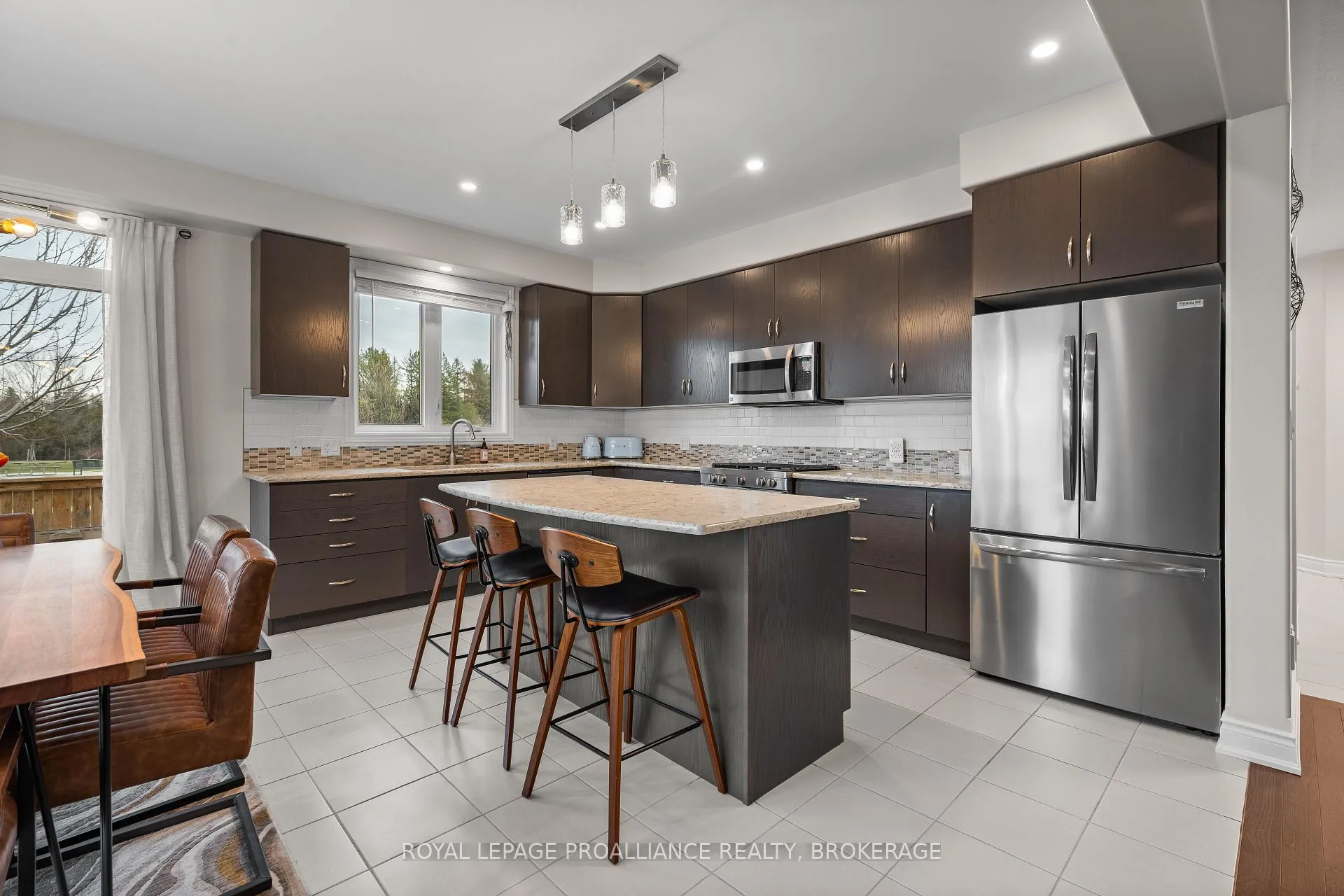 Photo 14 of 1567 Albany Drive, Kingston, City Northwest — HOMEH
