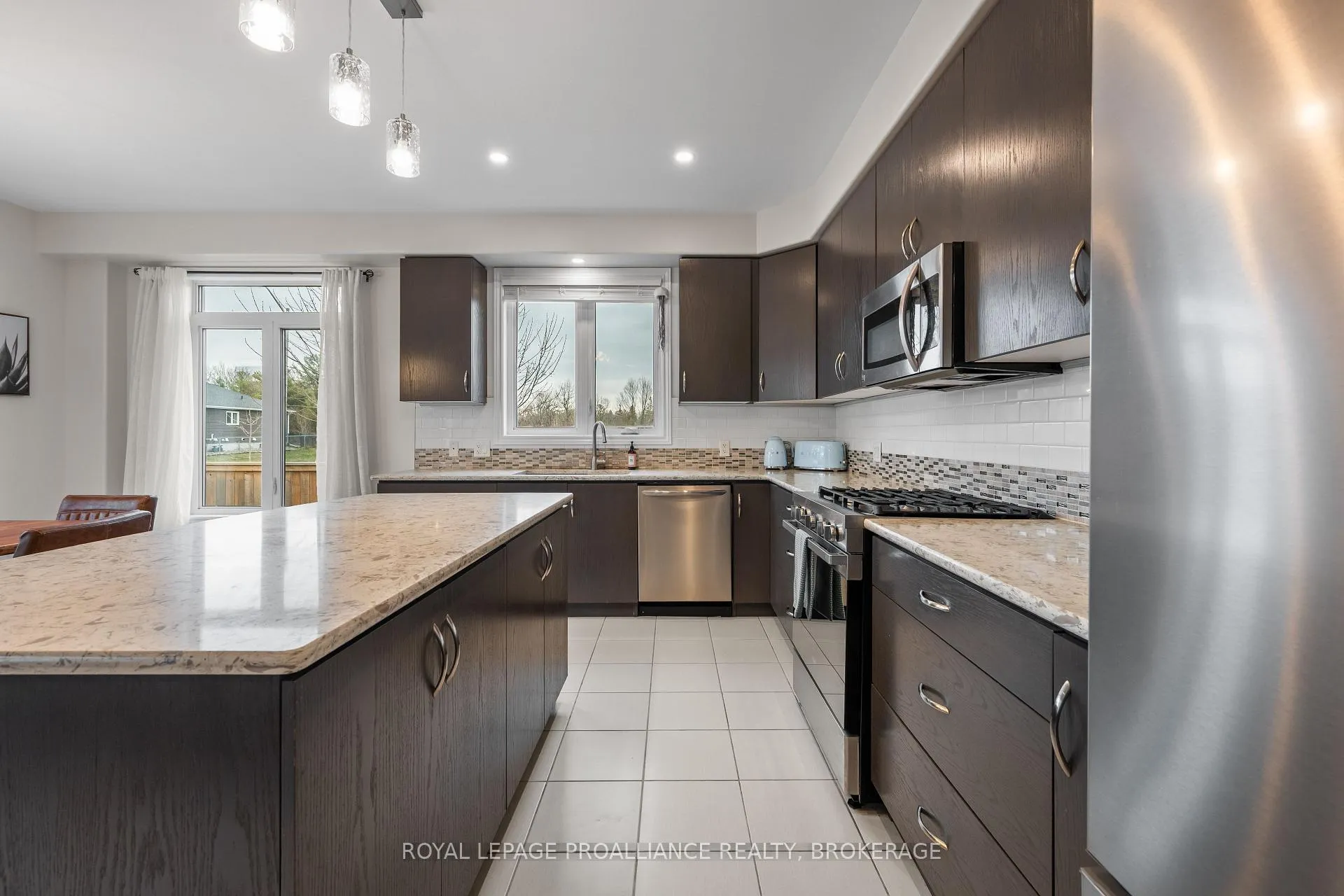 Photo 15 of 1567 Albany Drive, Kingston, City Northwest — HOMEH