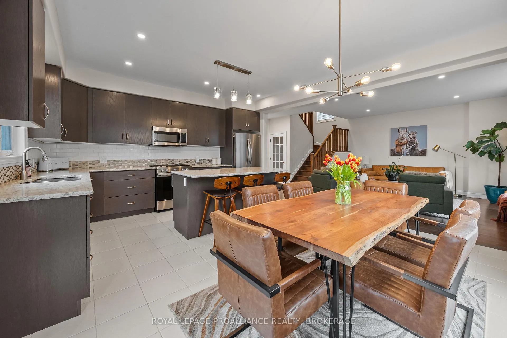 Photo 17 of 1567 Albany Drive, Kingston, City Northwest — HOMEH