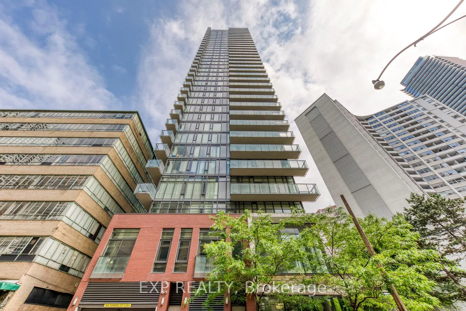 Photo 2 of Unit 2908, 75 St Nicholas Street, Toronto, Bay Street Corridor — HOMEH