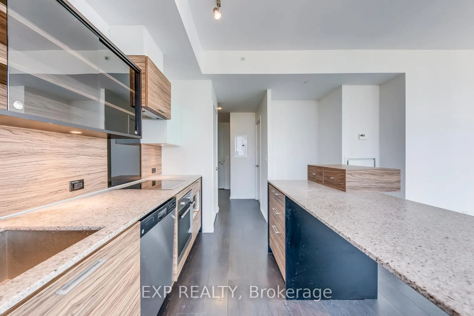 Photo 8 of Unit 2908, 75 St Nicholas Street, Toronto, Bay Street Corridor — HOMEH