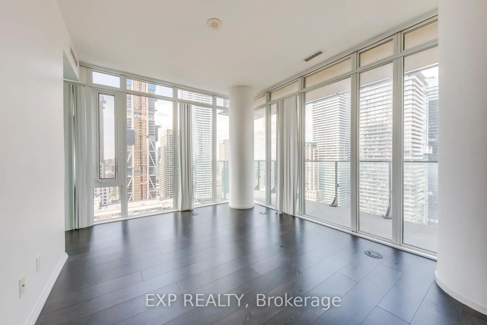 Photo 13 of Unit 2908, 75 St Nicholas Street, Toronto, Bay Street Corridor — HOMEH