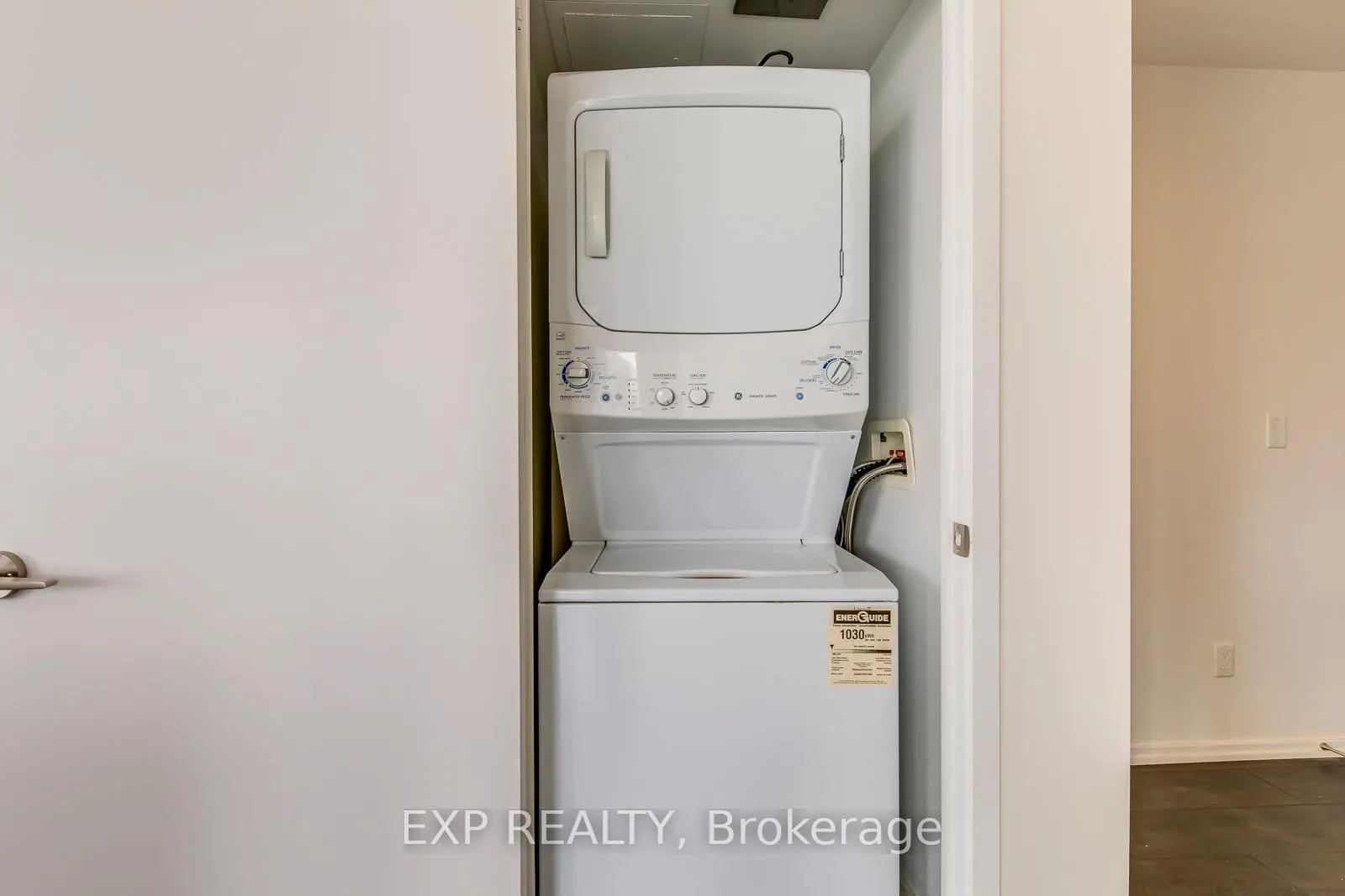 Photo 20 of Unit 2908, 75 St Nicholas Street, Toronto, Bay Street Corridor — HOMEH