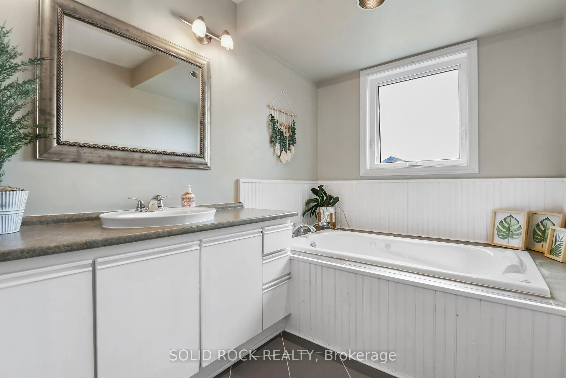 Photo 30 of 6372 Rothbourne Road, Ottawa, Huntley Ward (South East) — HOMEH