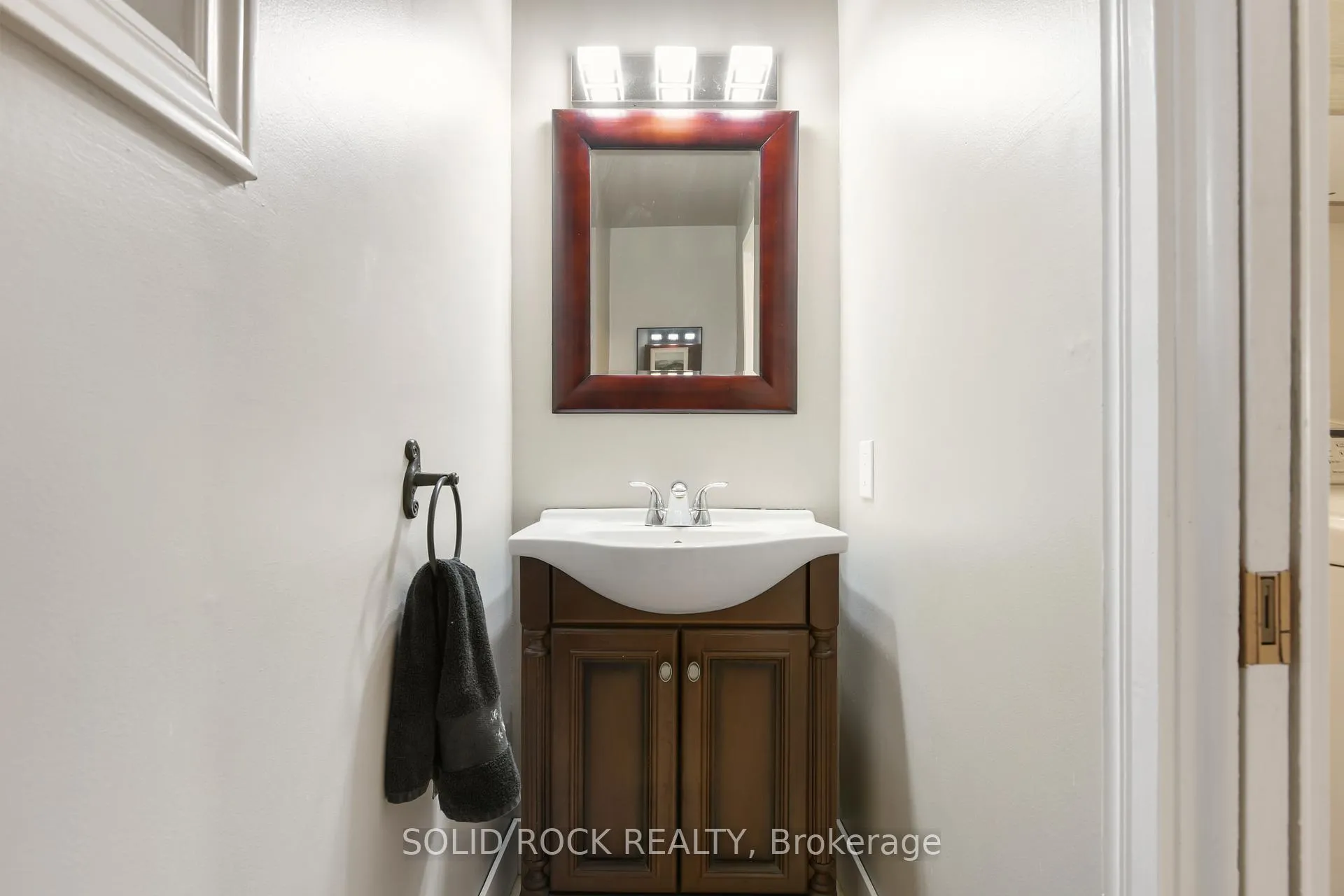 Photo 33 of 6372 Rothbourne Road, Ottawa, Huntley Ward (South East) — HOMEH