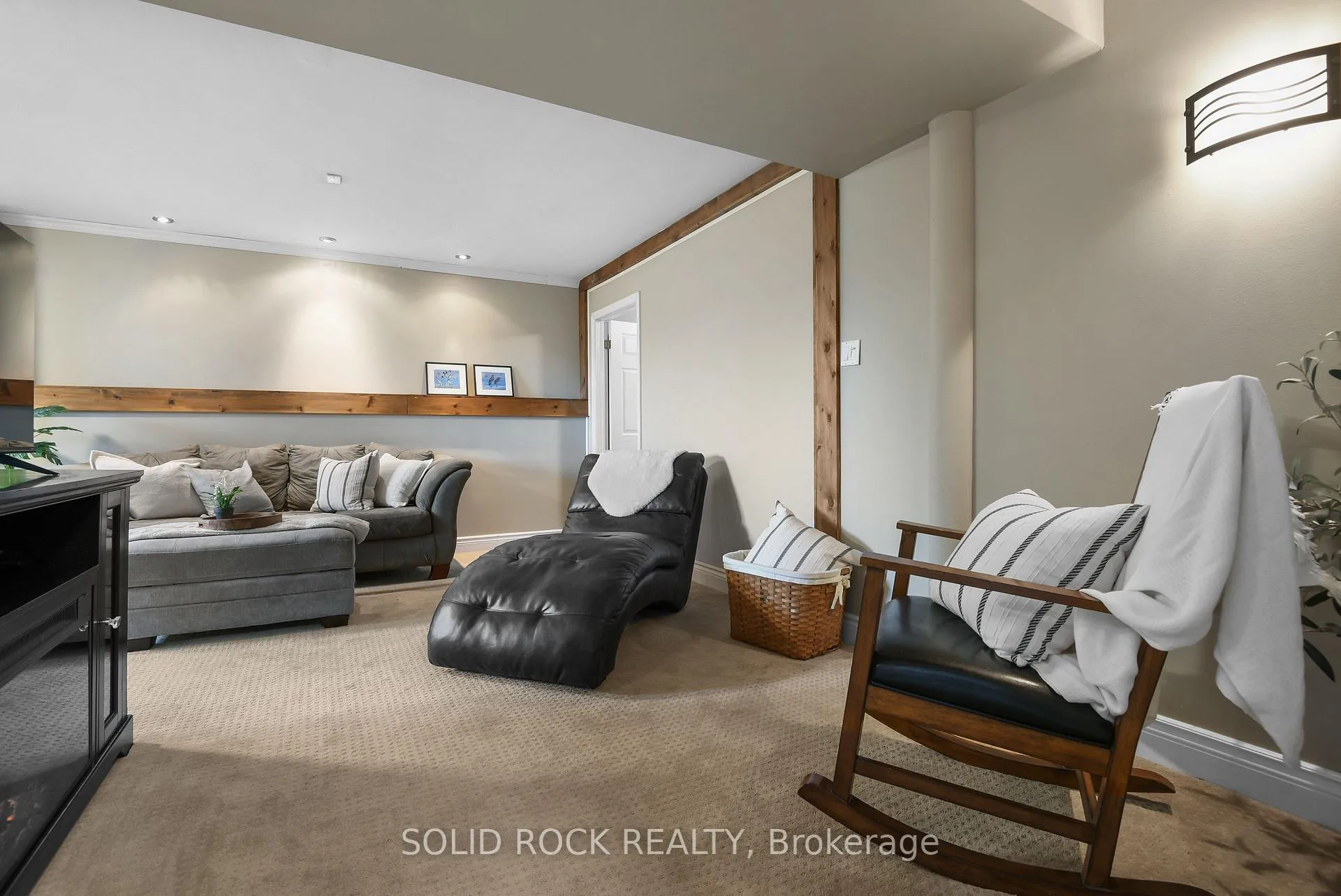 Photo 36 of 6372 Rothbourne Road, Ottawa, Huntley Ward (South East) — HOMEH