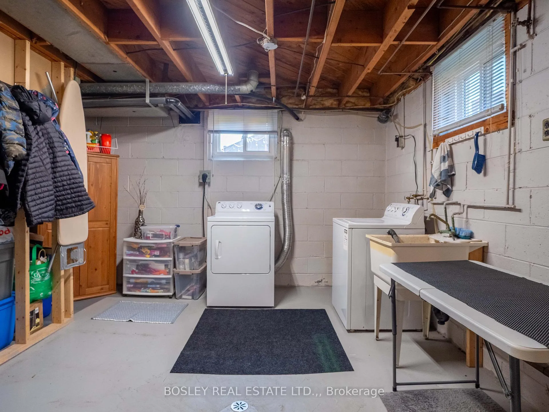 Photo 25 of 423 Grantham Avenue, St. Catharines, Vine/Linwell — HOMEH