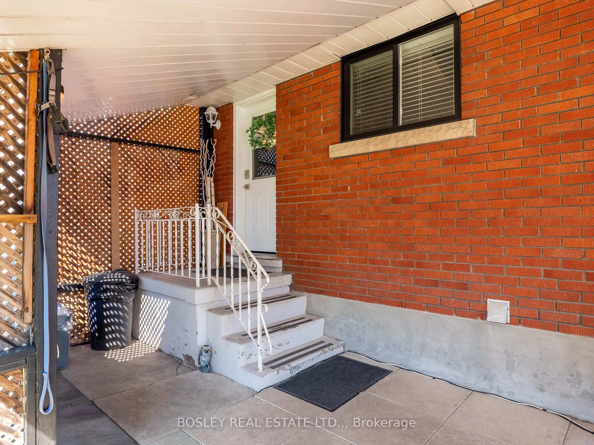 Photo 27 of 423 Grantham Avenue, St. Catharines, Vine/Linwell — HOMEH