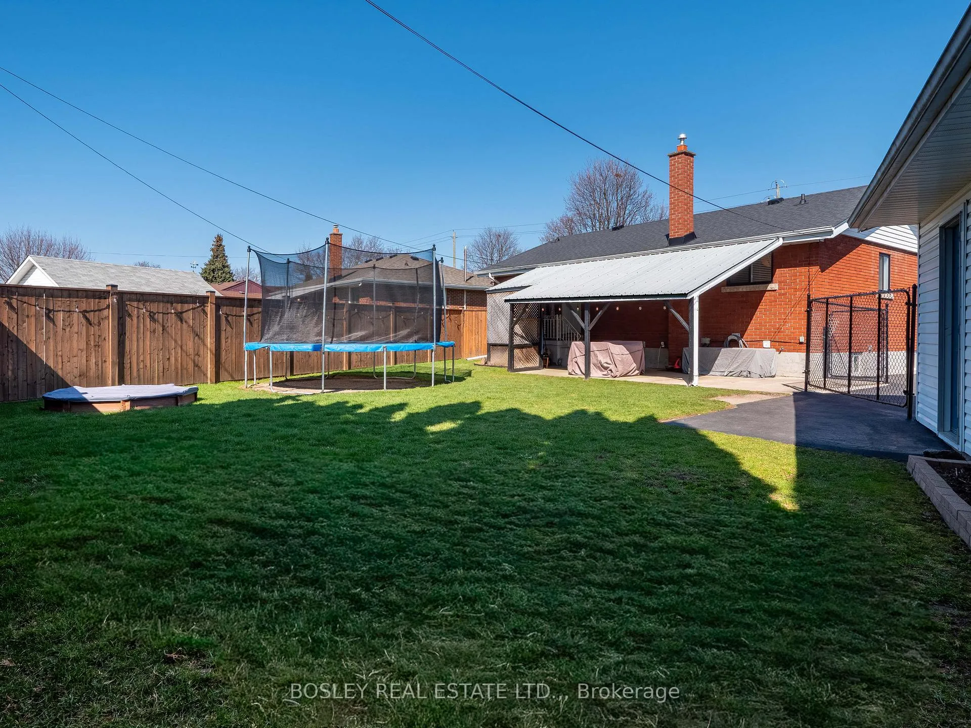 Photo 29 of 423 Grantham Avenue, St. Catharines, Vine/Linwell — HOMEH