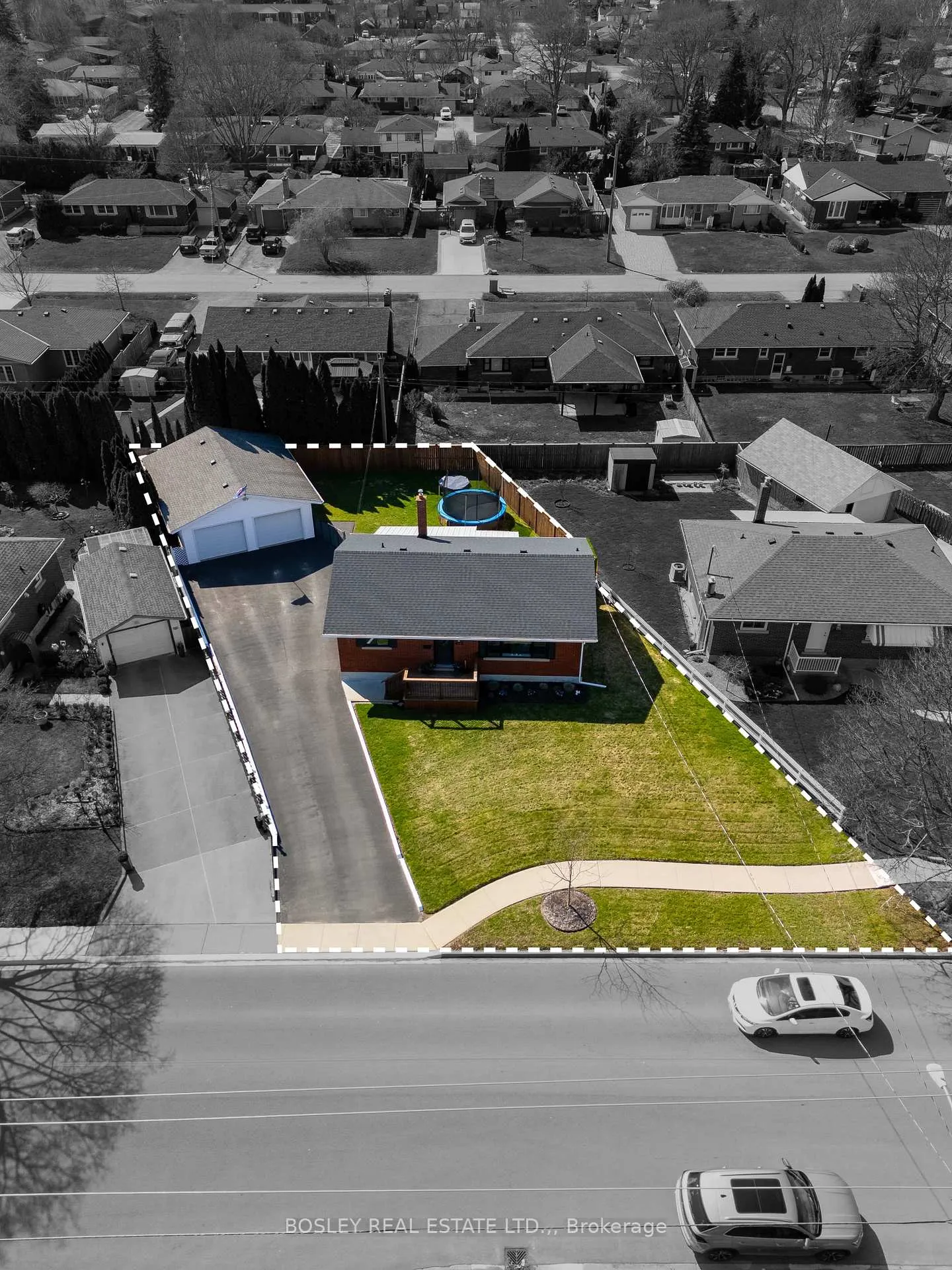 Photo 35 of 423 Grantham Avenue, St. Catharines, Vine/Linwell — HOMEH