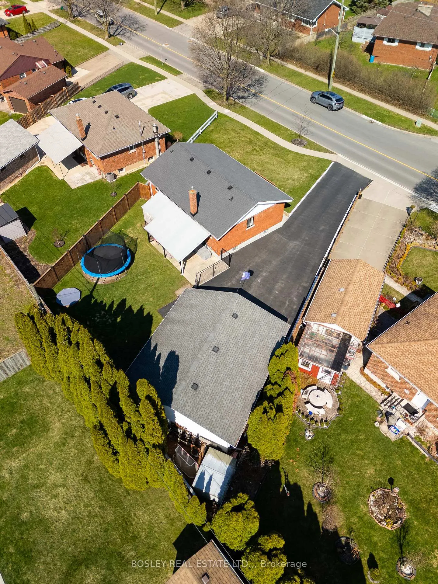 Photo 37 of 423 Grantham Avenue, St. Catharines, Vine/Linwell — HOMEH