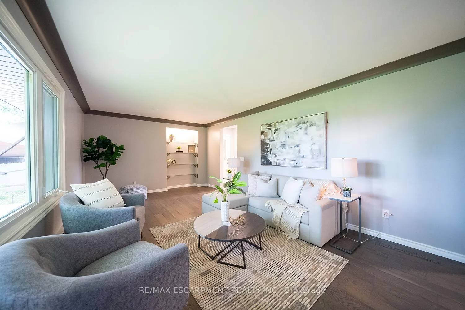 Photo 8 of 445 Powerline Road, Brantford — HOMEH