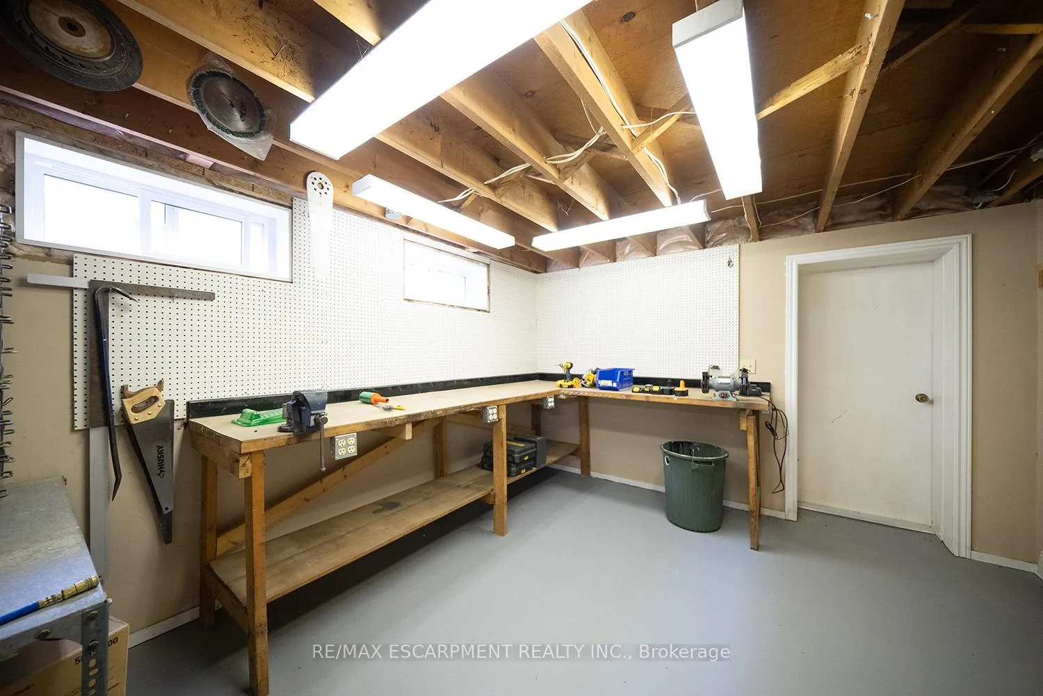 Photo 29 of 445 Powerline Road, Brantford — HOMEH