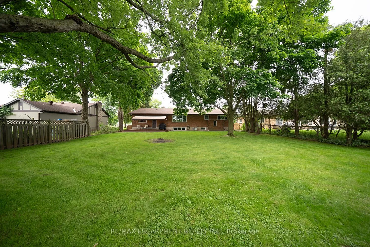 Photo 36 of 445 Powerline Road, Brantford — HOMEH
