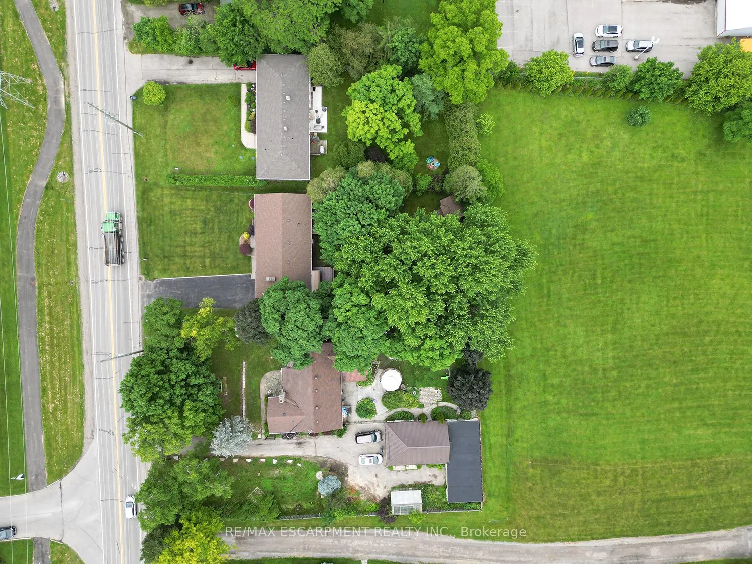 Photo 38 of 445 Powerline Road, Brantford — HOMEH