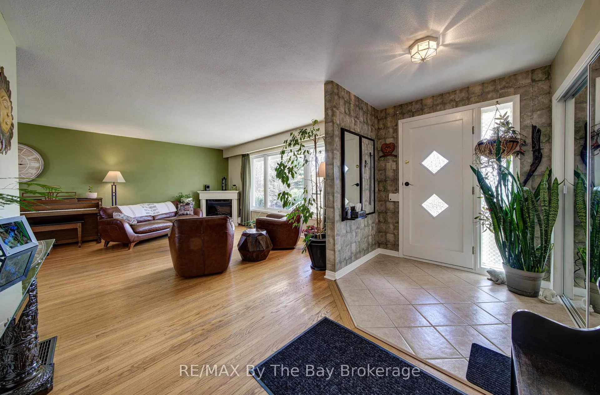 Photo 5 of 31 Saunders Street, Collingwood — HOMEH