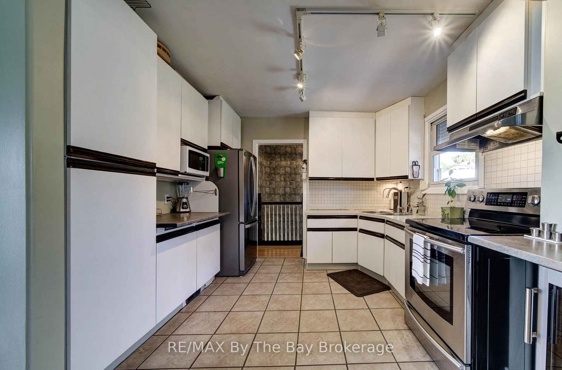 Photo 14 of 31 Saunders Street, Collingwood — HOMEH