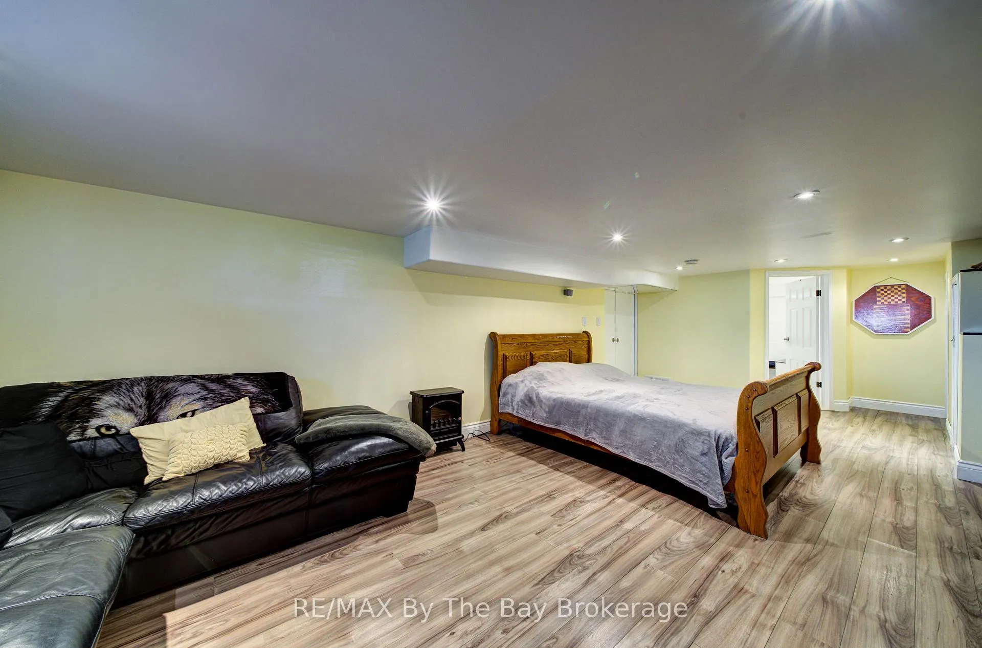 Photo 28 of 31 Saunders Street, Collingwood — HOMEH