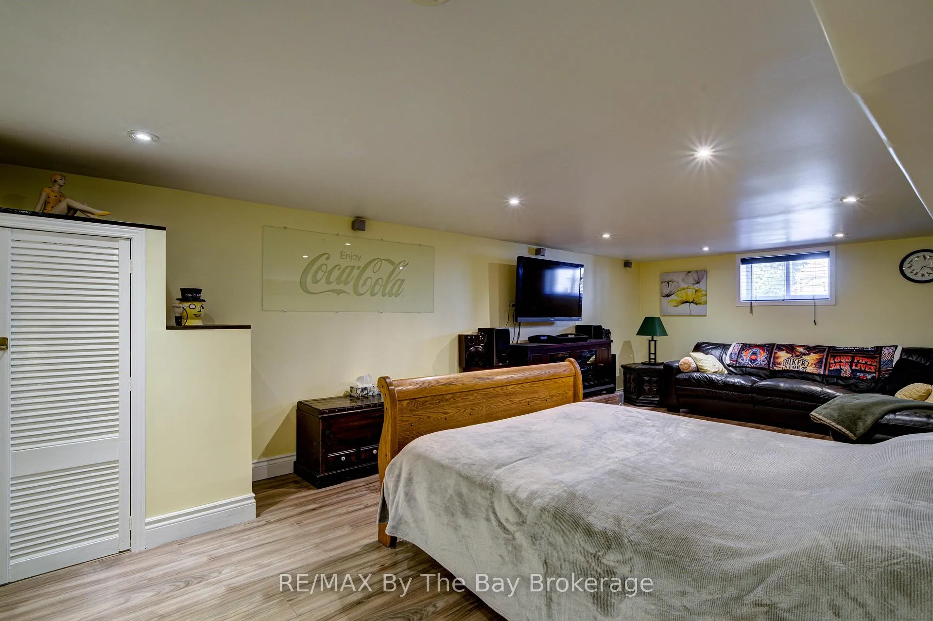 Photo 29 of 31 Saunders Street, Collingwood — HOMEH
