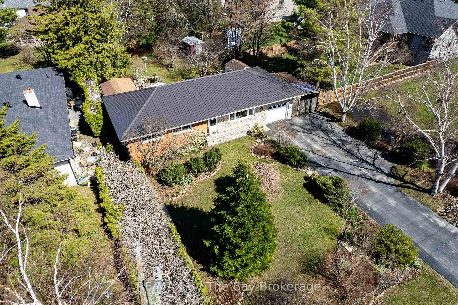 Photo 37 of 31 Saunders Street, Collingwood — HOMEH