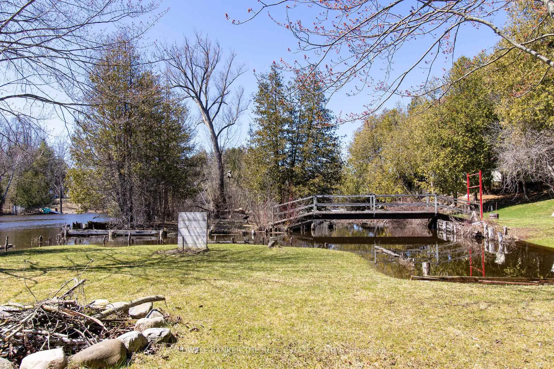 Photo 8 of 180 & 182 Riverbank Drive, Georgina, Pefferlaw — HOMEH
