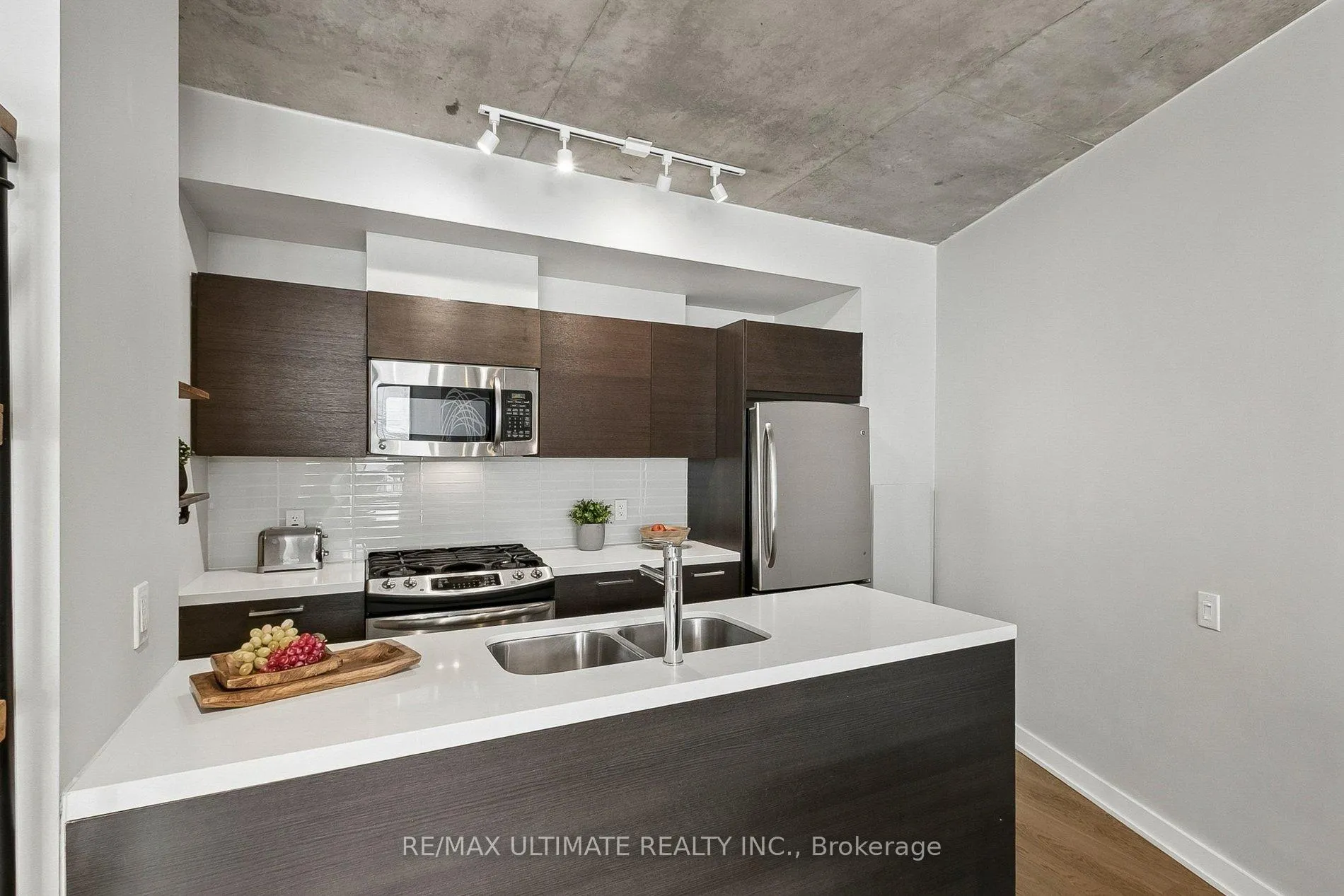 Photo 10 of Unit 217, 318 King Street E, Toronto, Moss Park — HOMEH
