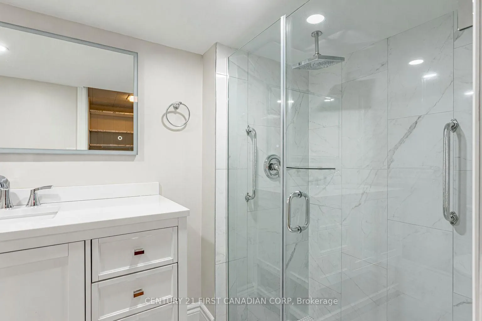 Photo 22 of 256 Southcrest Drive, London, South D — HOMEH