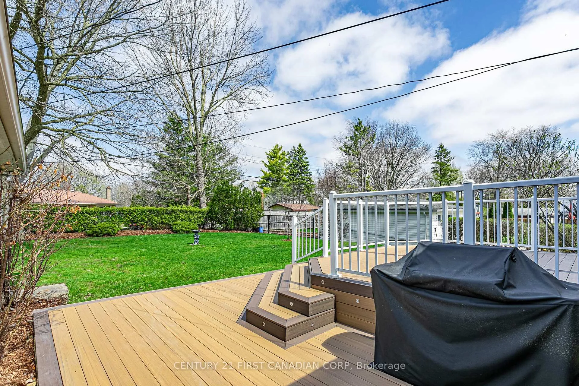 Photo 24 of 256 Southcrest Drive, London, South D — HOMEH