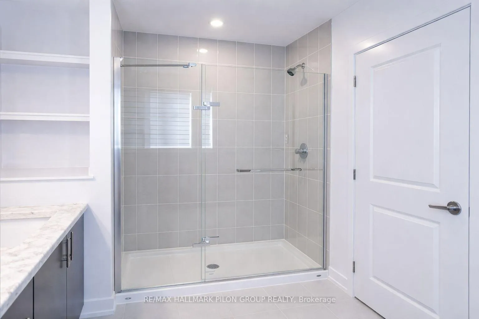 Photo 8 of 327 Broadridge Crescent, Ottawa, Mer Bleue/Bradley Estates/Anderson Park — HOMEH