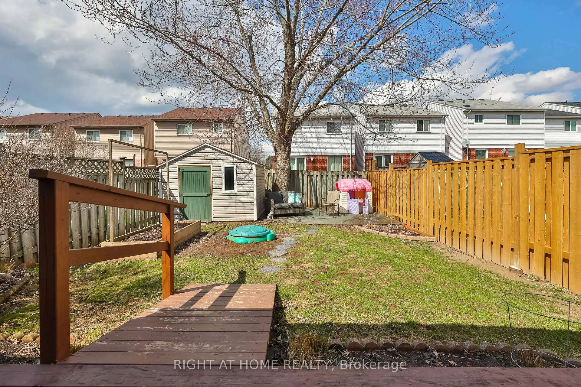 Photo 45 of 89 Vail Meadows Crescent, Clarington, Bowmanville — HOMEH