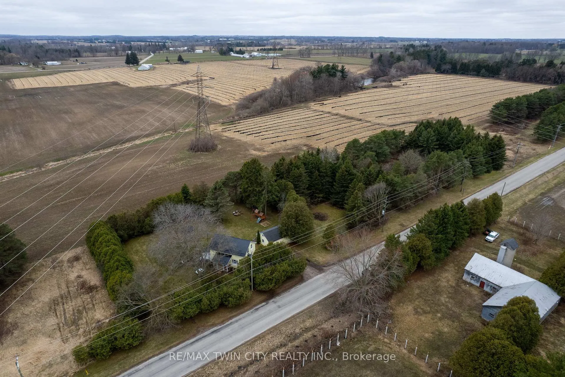 Photo 12 of 18 Mcgill Road, Brant, Brantford Twp — HOMEH