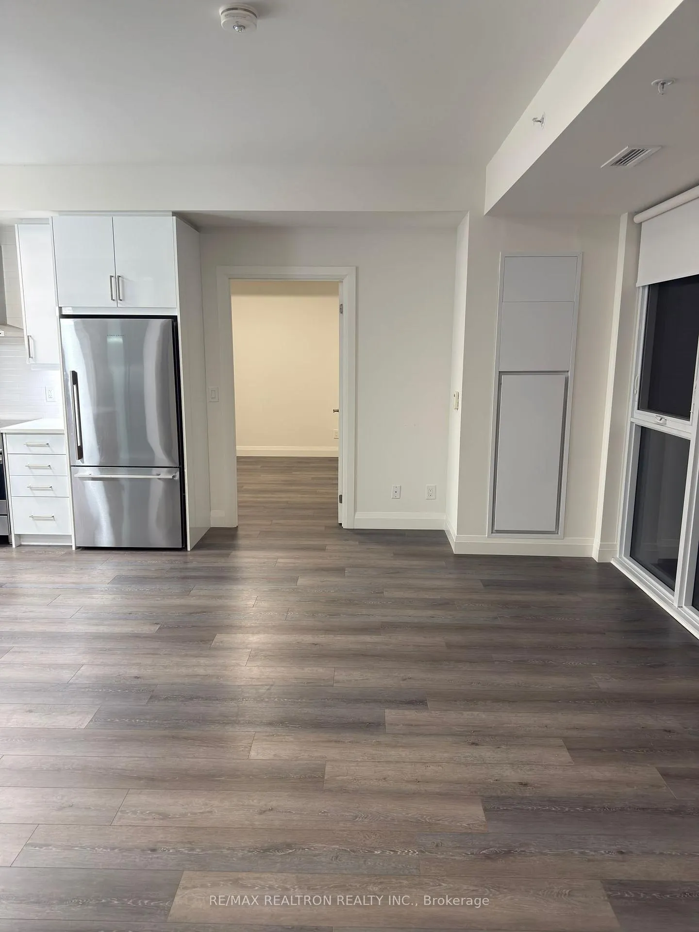 Photo 4 of Unit 1306, 500 Brock Avenue, Burlington, Brant — HOMEH